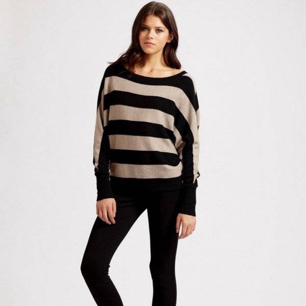 BCBGMAXAZRIA striped Sweater! ⚡️